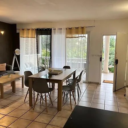 Vakantiehuis Maison Jumelee Eucalyptus Juan Les Pins *